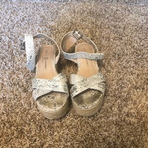 Chinese Laundry espadrille, sz 8.5